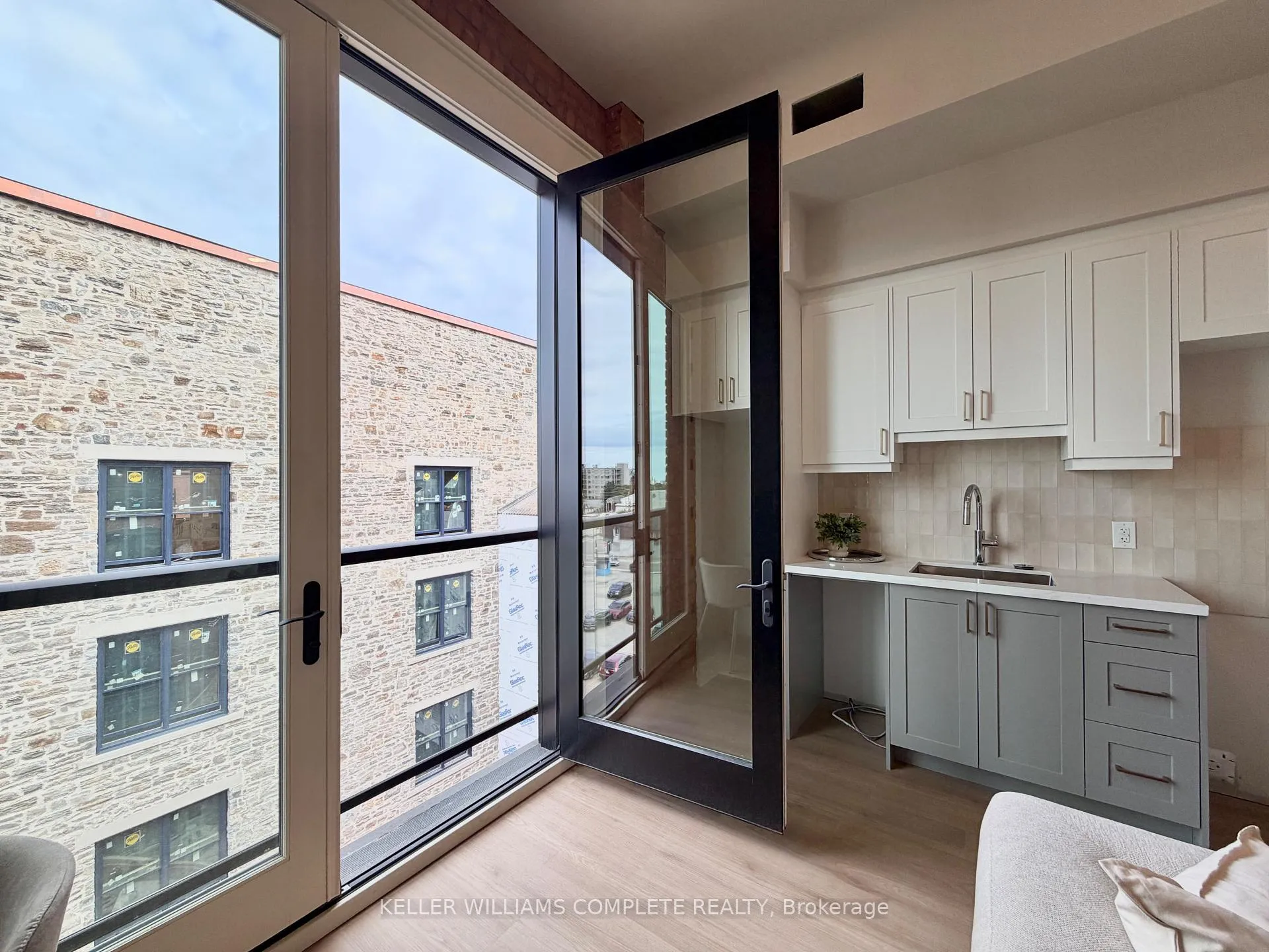 Photo 32 of Unit 404, 56 York Boulevard, Hamilton, Central — HOMEH