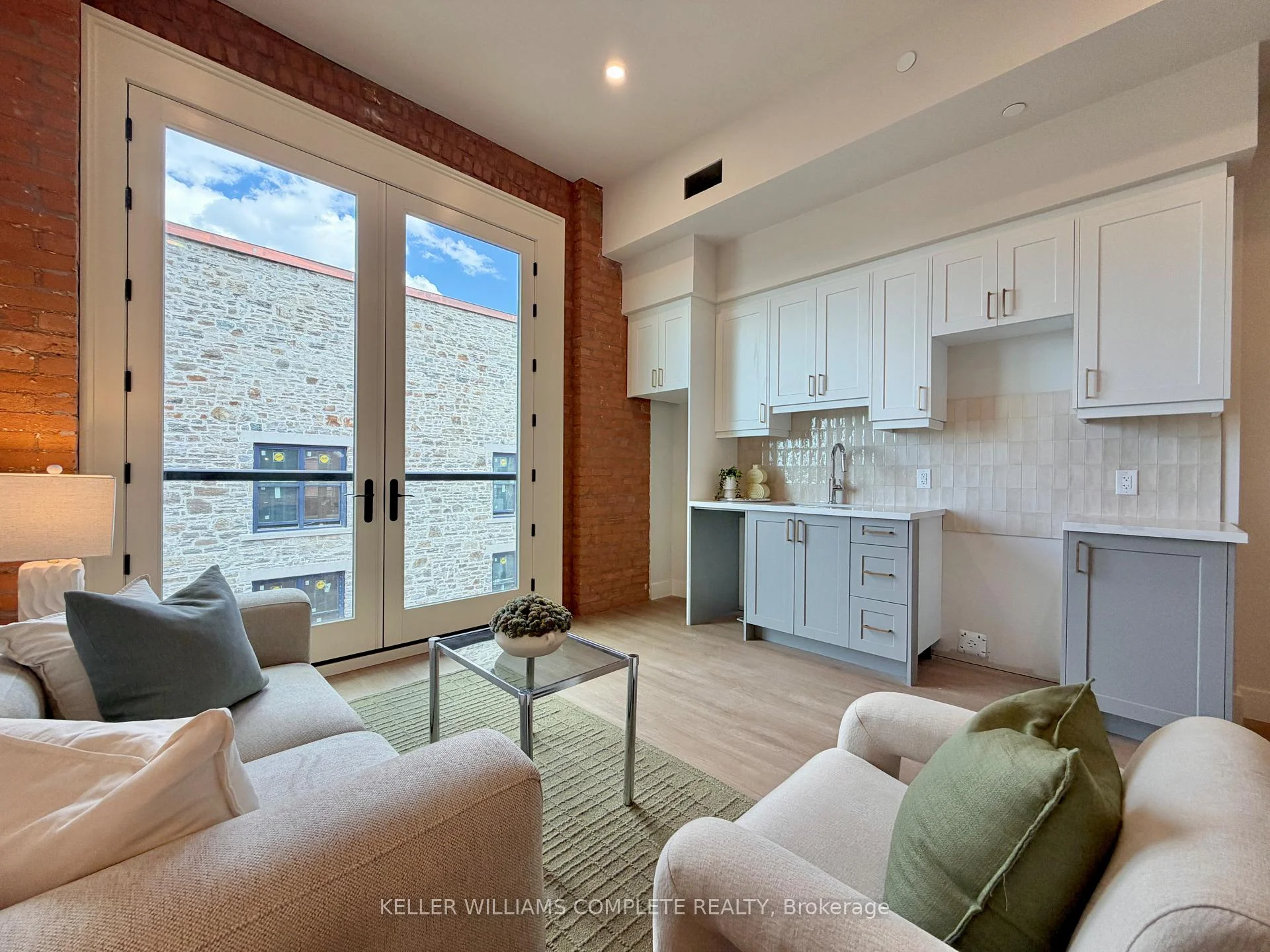 Photo 3 of Unit 404, 56 York Boulevard, Hamilton, Central — HOMEH