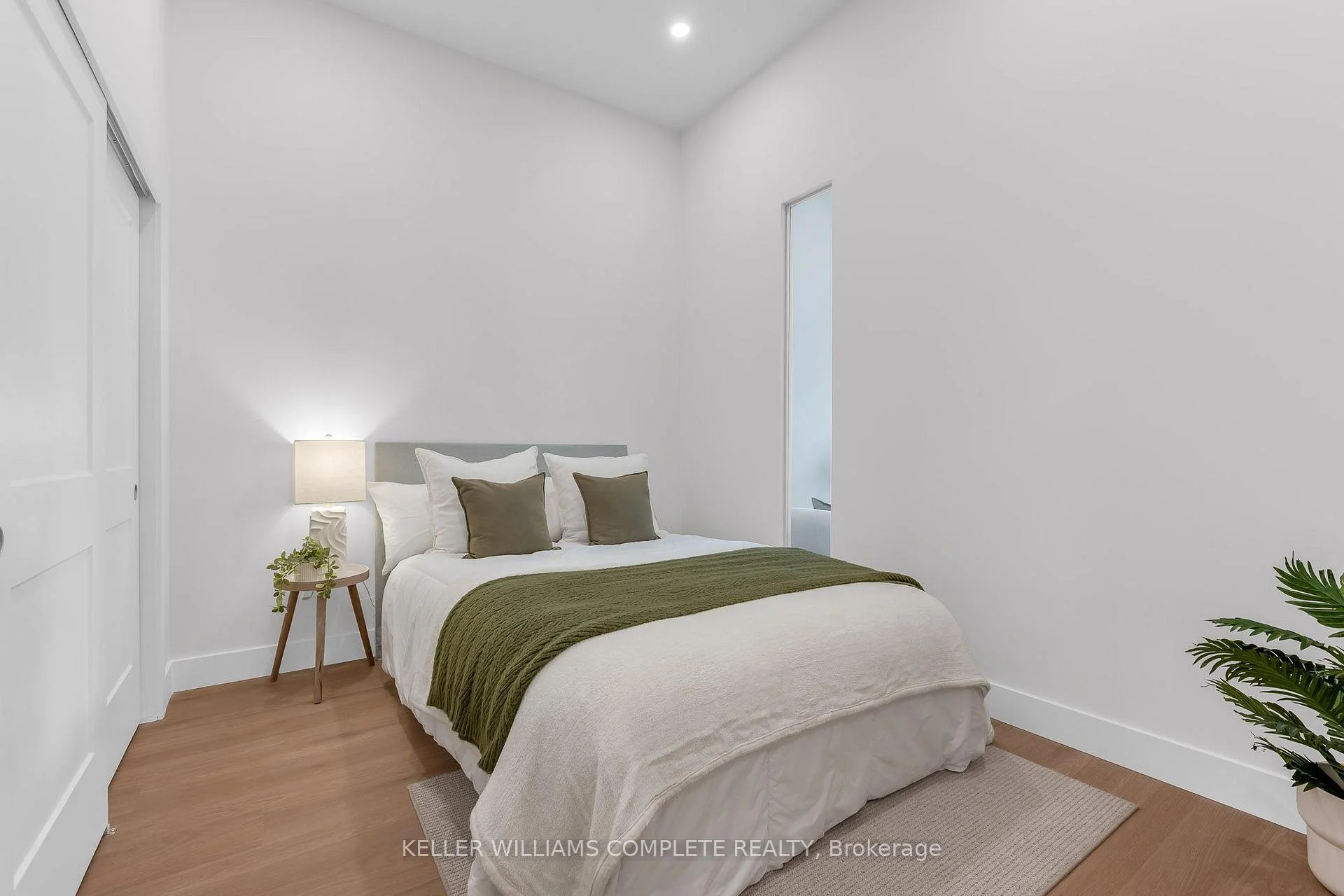 Photo 24 of Unit 404, 56 York Boulevard, Hamilton, Central — HOMEH