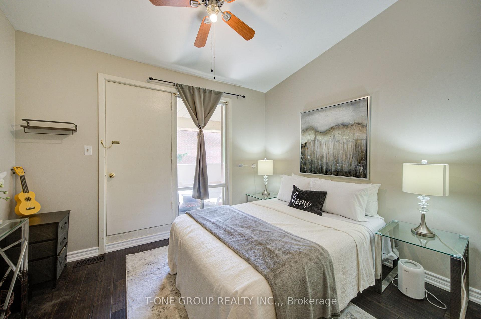 Photo 23 of Unit 94, 6 Esterbrooke Avenue, North York, Don Valley Village — HOMEH