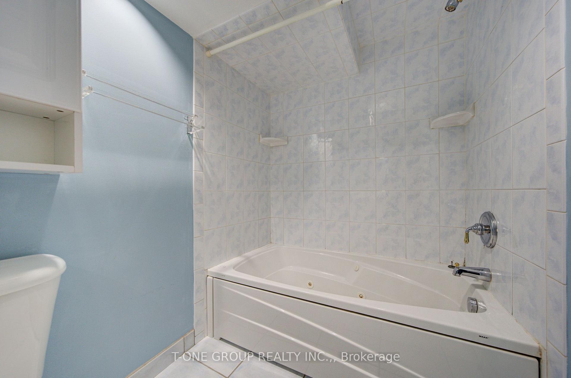 Photo 36 of Unit 94, 6 Esterbrooke Avenue, North York, Don Valley Village — HOMEH