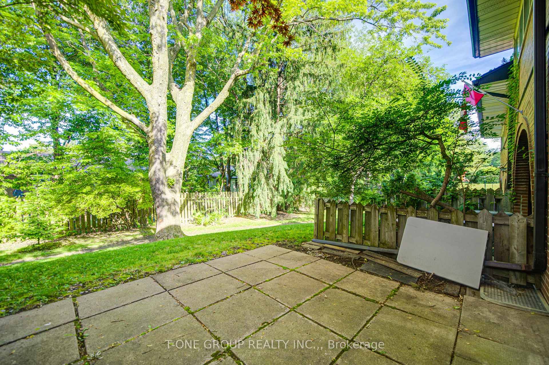 Photo 42 of Unit 94, 6 Esterbrooke Avenue, North York, Don Valley Village — HOMEH