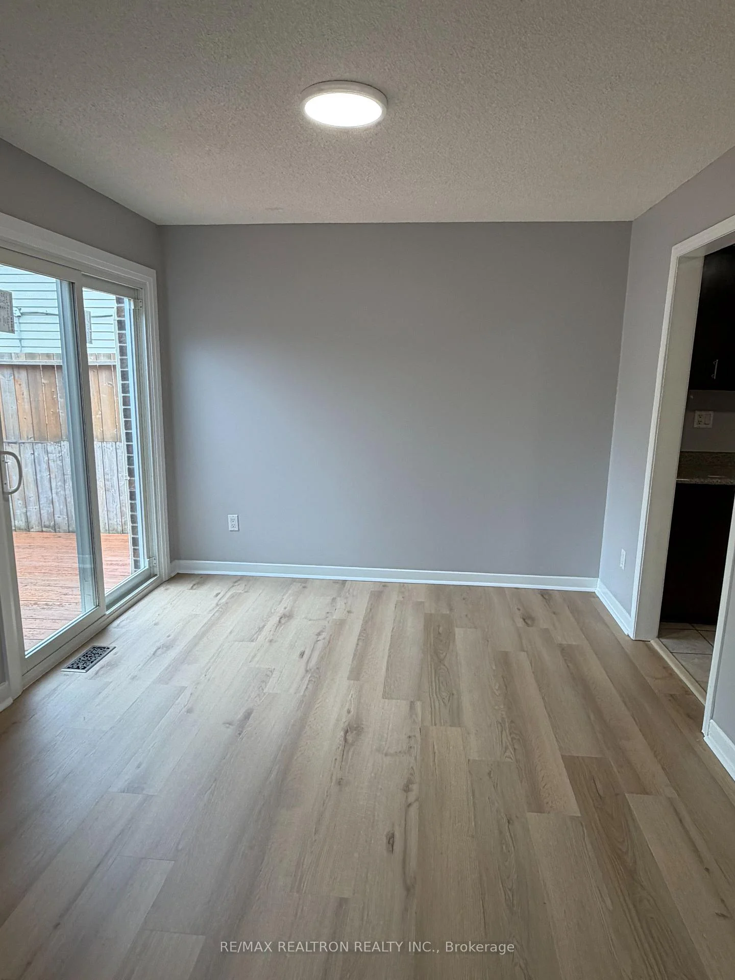 Photo 4 of Unit Main, 148 Grenbeck Drive, Scarborough, Milliken — HOMEH