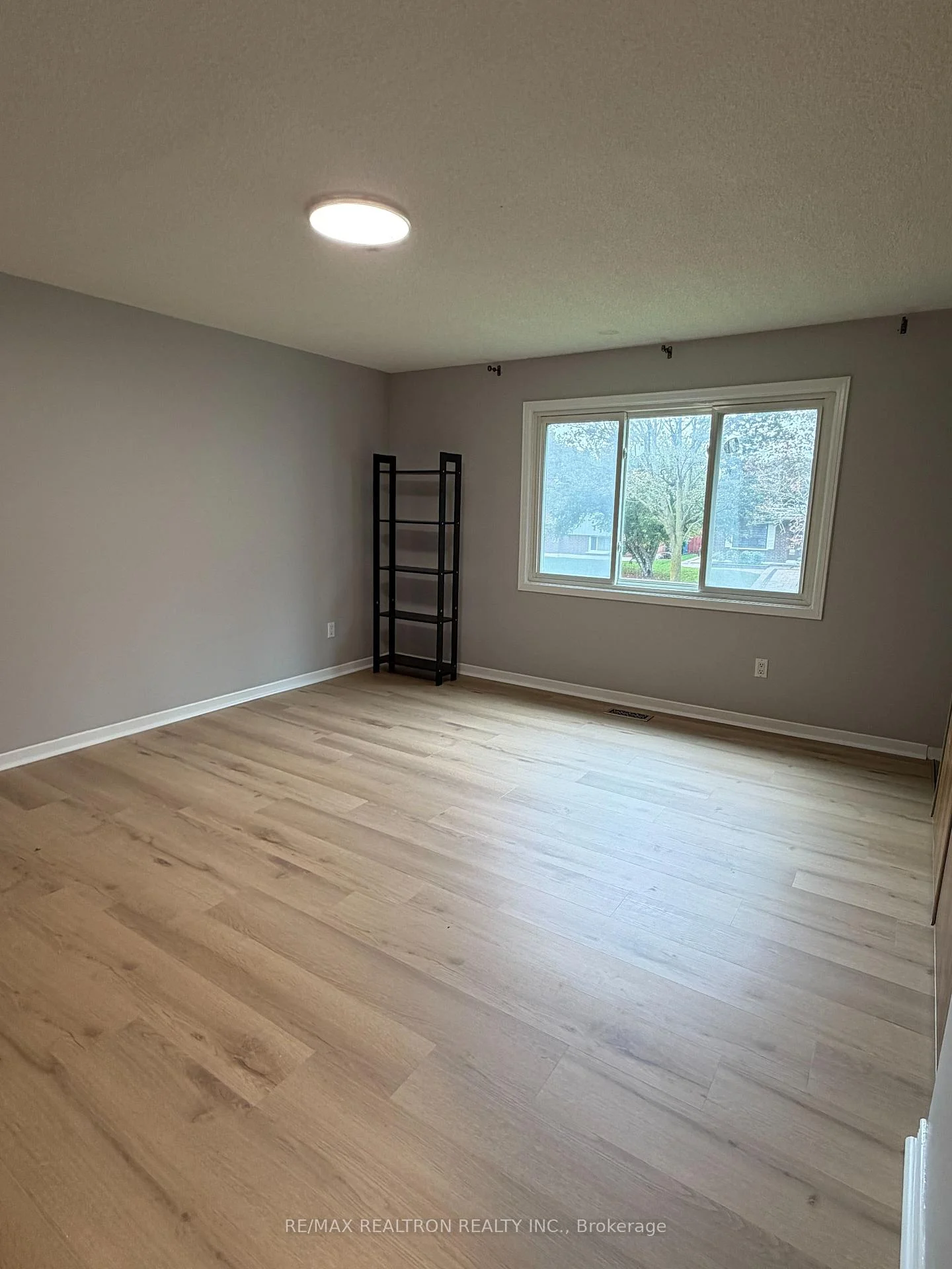 Photo 11 of Unit Main, 148 Grenbeck Drive, Scarborough, Milliken — HOMEH
