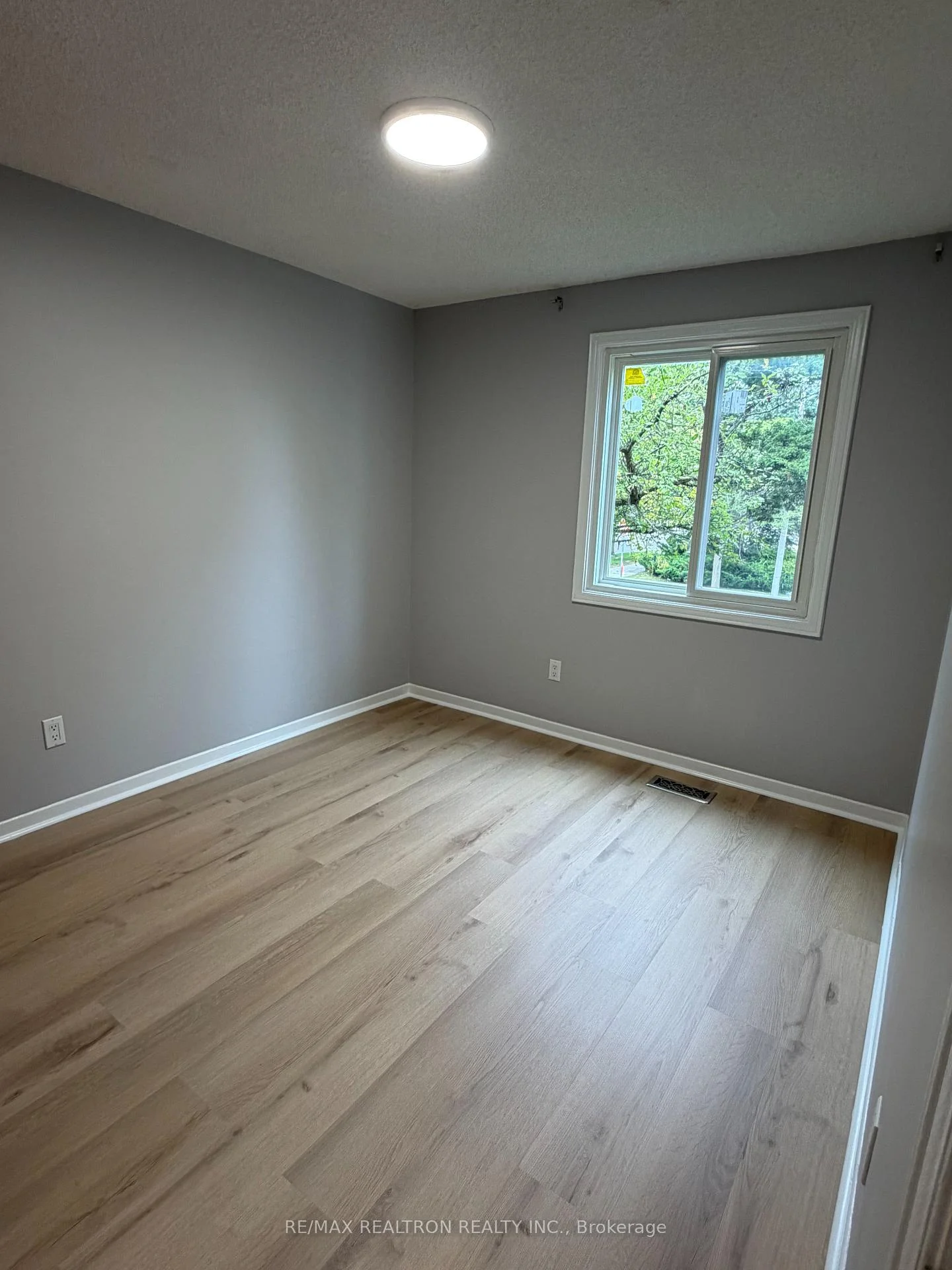 Photo 14 of Unit Main, 148 Grenbeck Drive, Scarborough, Milliken — HOMEH