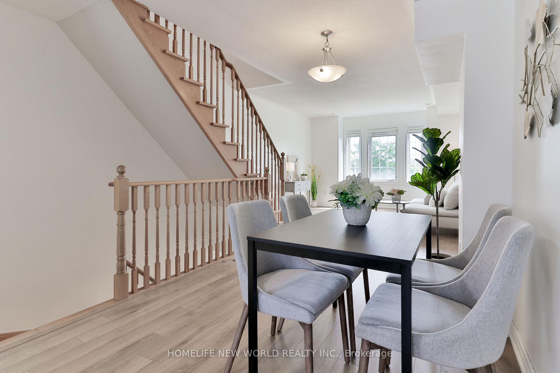 Photo 6 of 10004 McCowan Road, Markham, Berczy — HOMEH