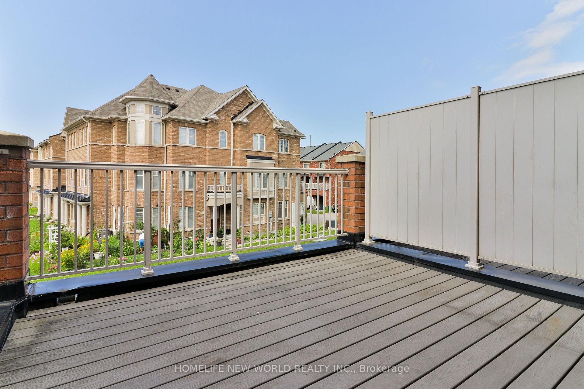 Photo 18 of 10004 McCowan Road, Markham, Berczy — HOMEH
