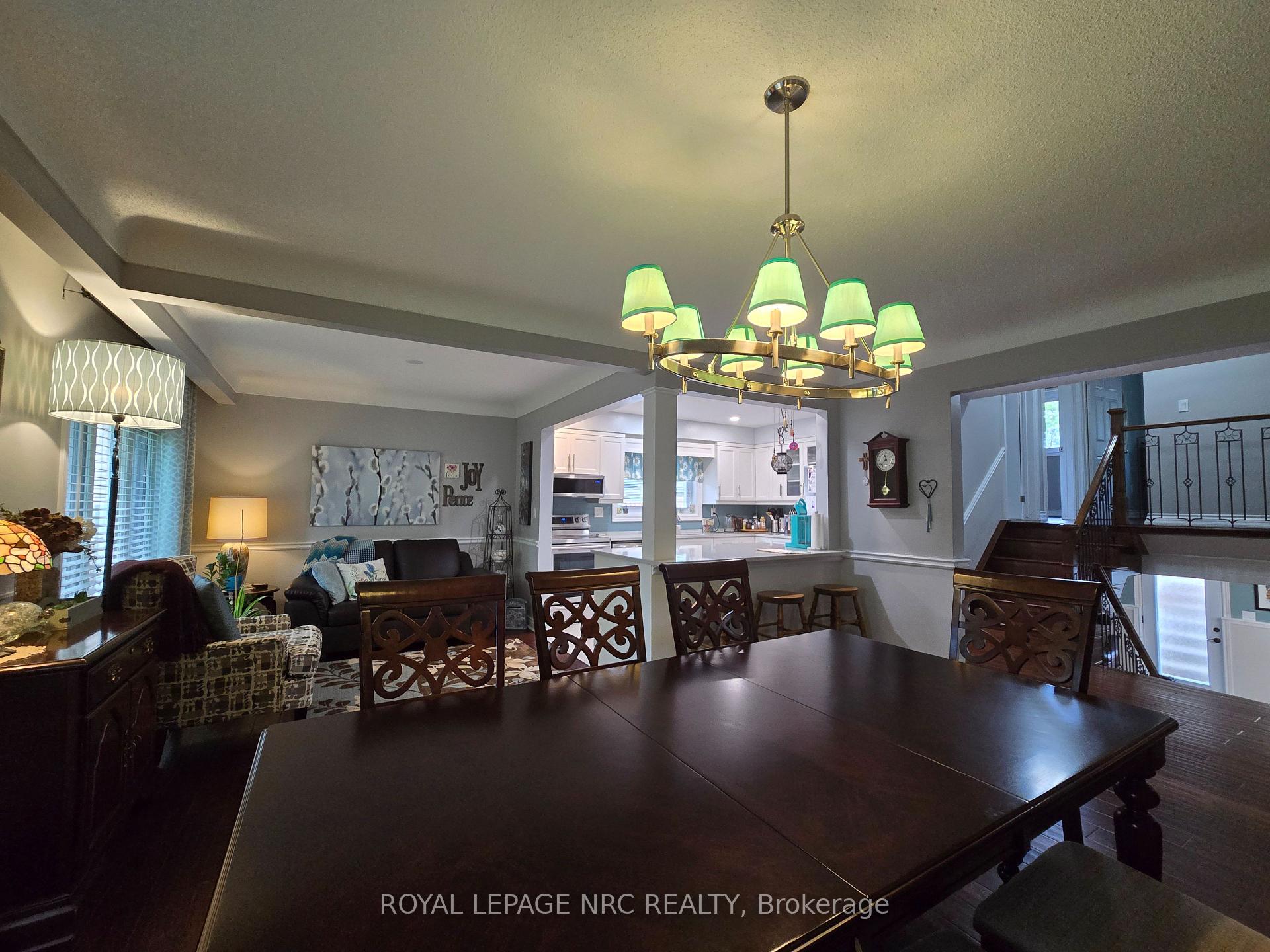 Photo 7 of 18 Deanna Crescent, St. Catharines, Martindale Pond — HOMEH