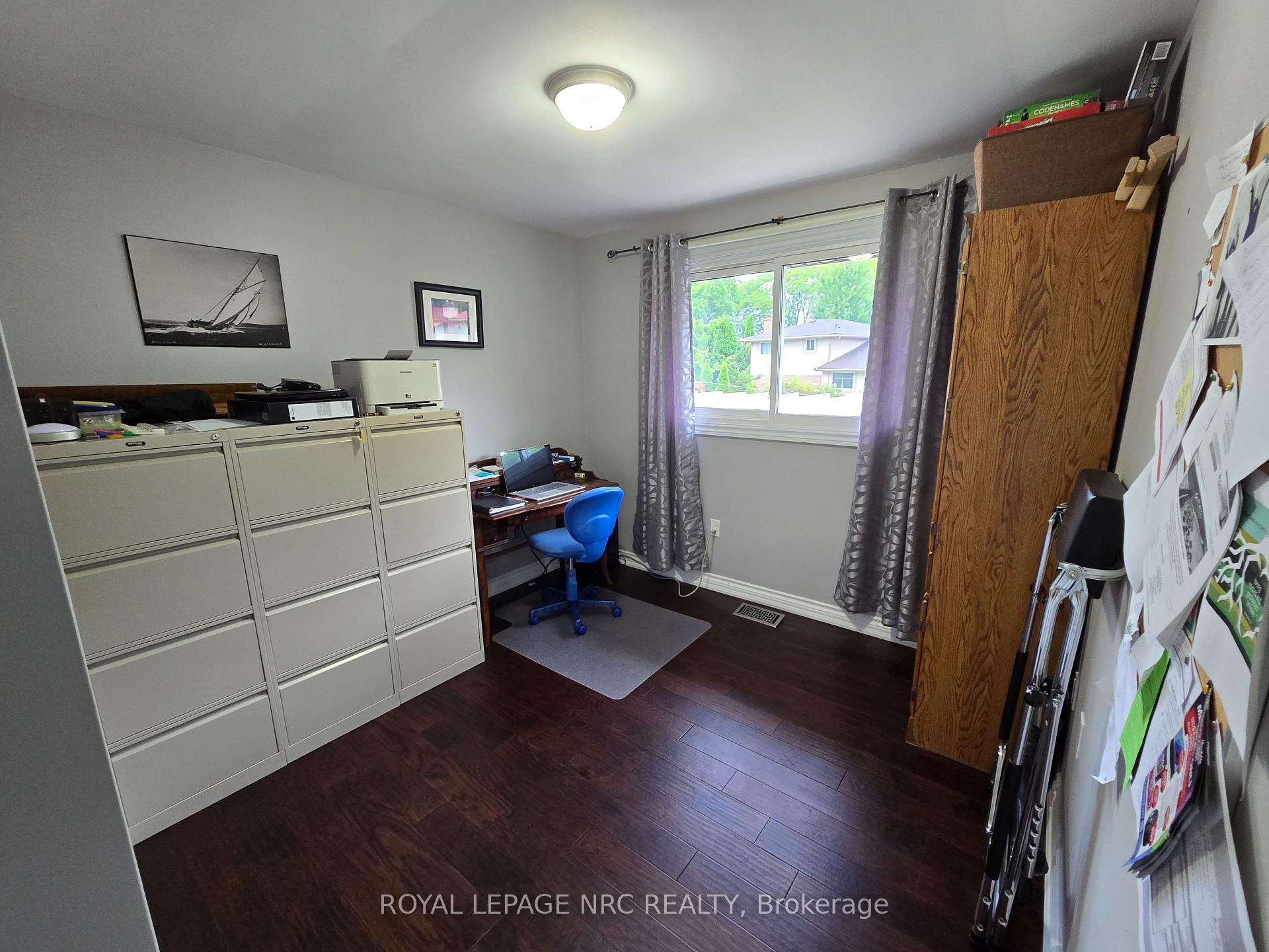 Photo 20 of 18 Deanna Crescent, St. Catharines, Martindale Pond — HOMEH