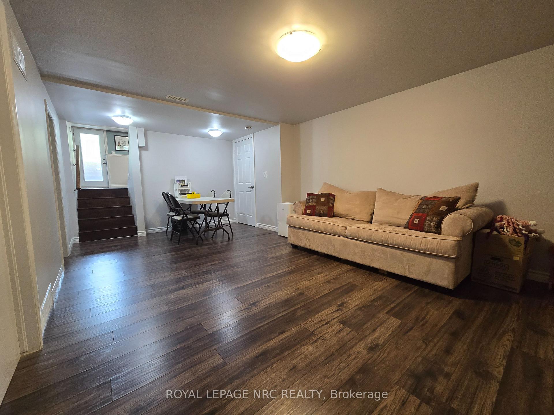 Photo 24 of 18 Deanna Crescent, St. Catharines, Martindale Pond — HOMEH