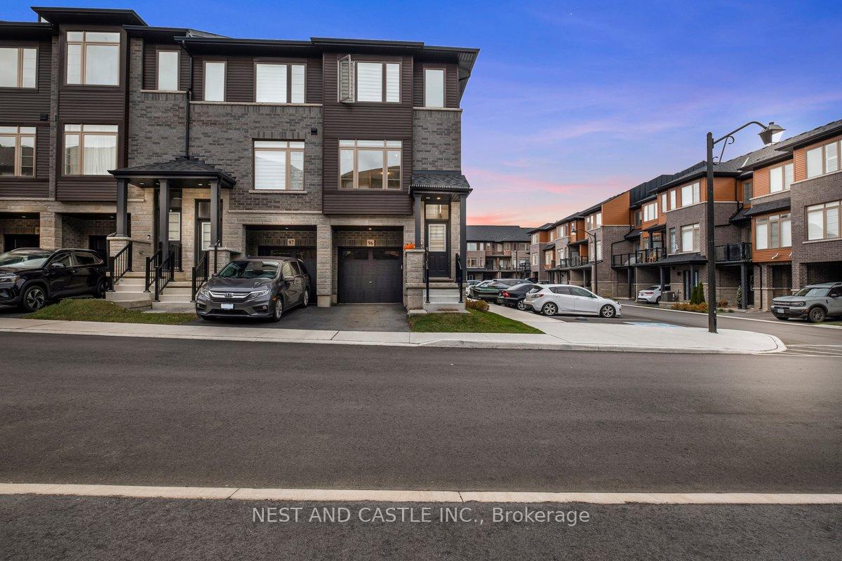 Photo 2 of Unit 96, 61 Soho Street, Hamilton, Stoney Creek Mountain — HOMEH