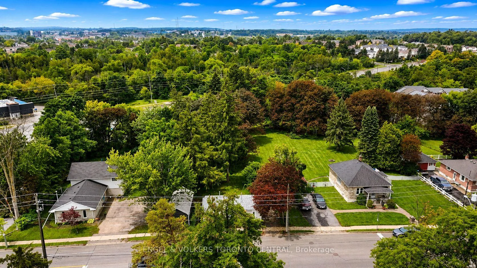 Photo 6 of 204 Cox Mill Road, Barrie, Painswick North — HOMEH
