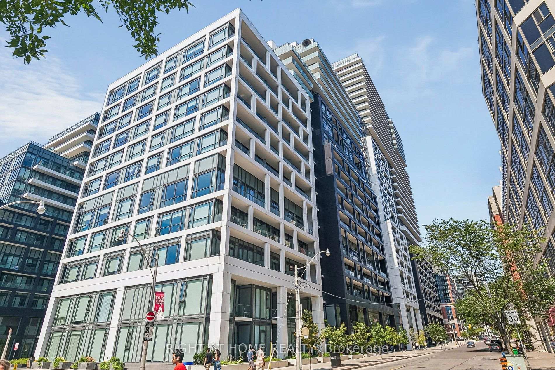 Photo 1 of Unit 447, 60 Princess Street, Toronto, Waterfront Communities — HOMEH