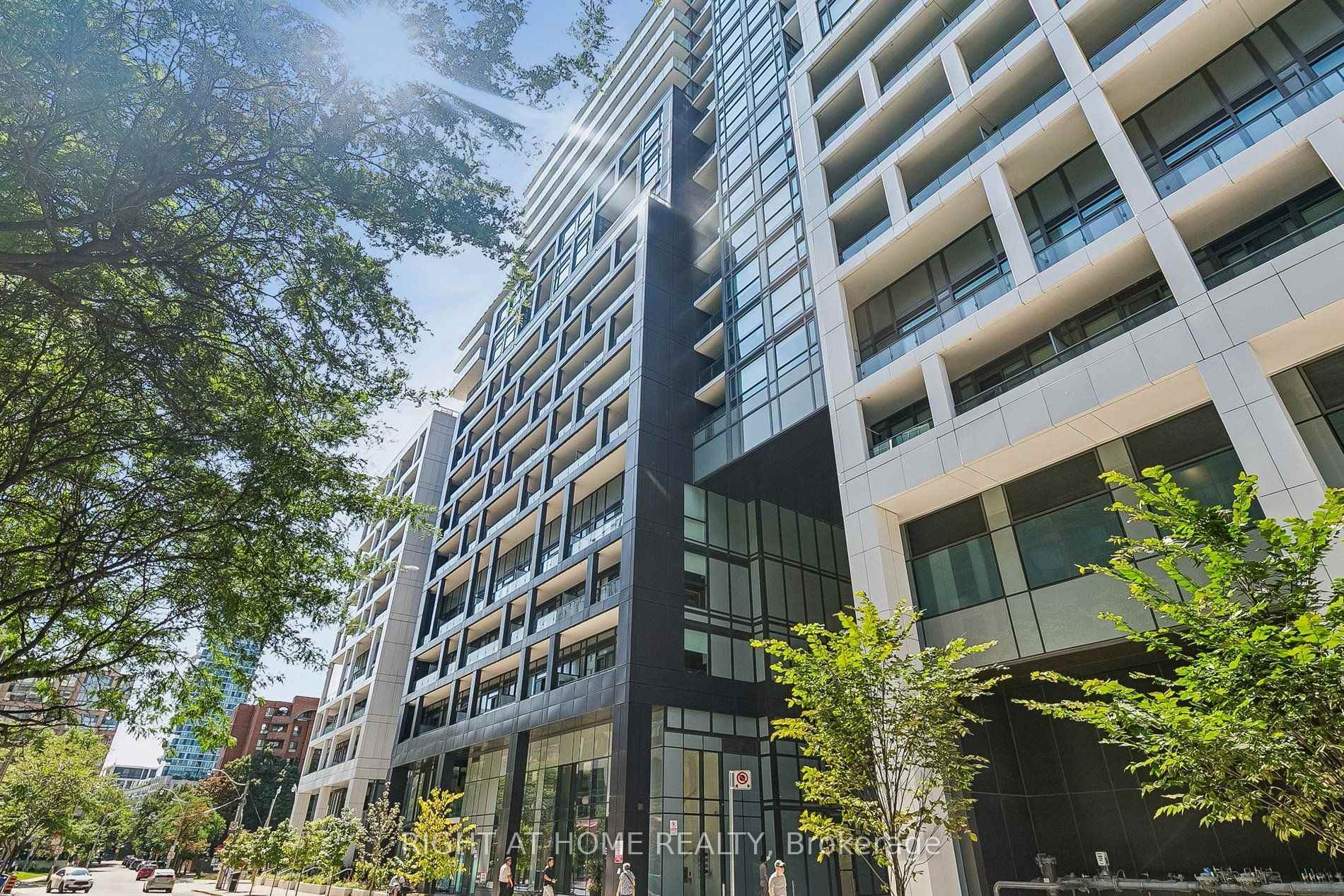 Photo 2 of Unit 447, 60 Princess Street, Toronto, Waterfront Communities — HOMEH