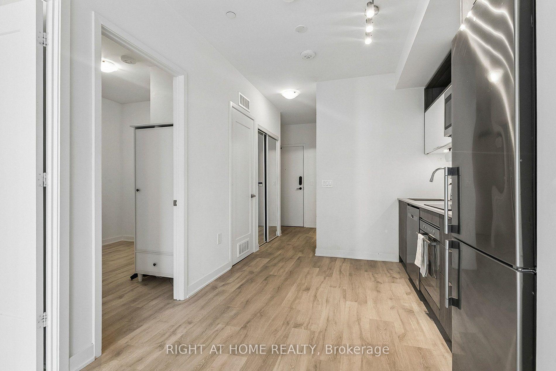 Photo 10 of Unit 447, 60 Princess Street, Toronto, Waterfront Communities — HOMEH