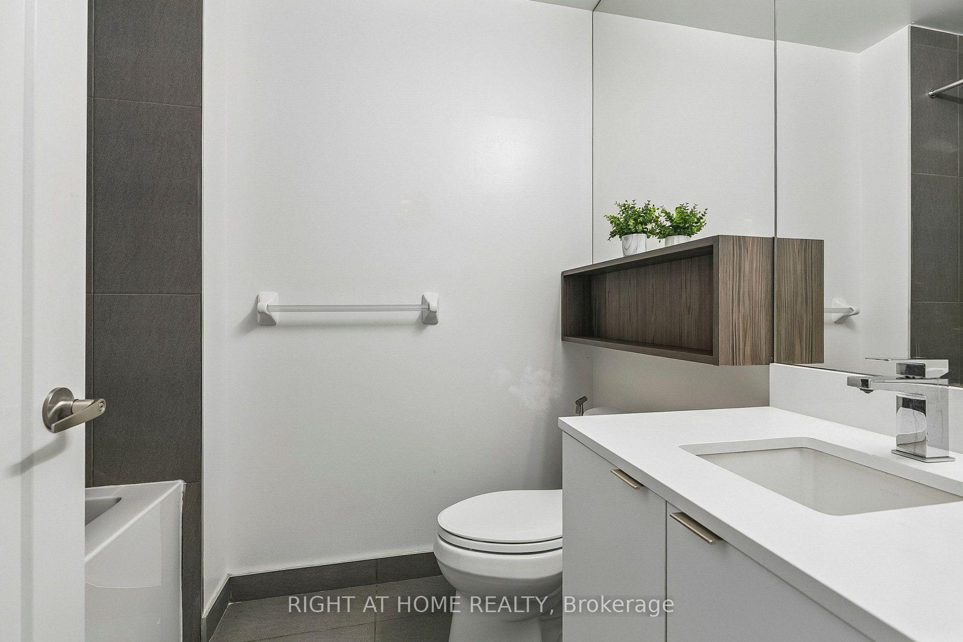 Photo 40 of Unit 447, 60 Princess Street, Toronto, Waterfront Communities — HOMEH