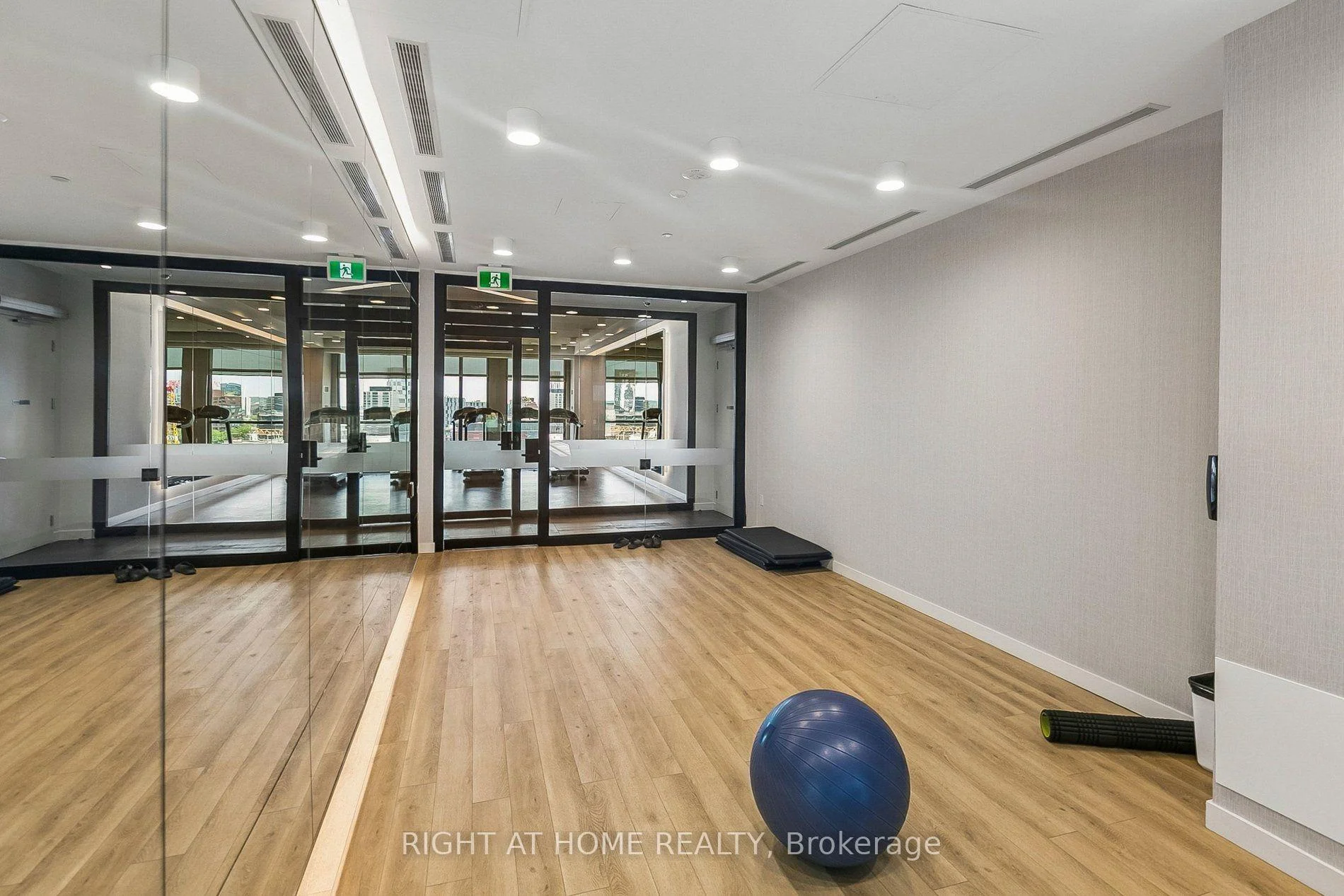 Photo 45 of Unit 447, 60 Princess Street, Toronto, Waterfront Communities — HOMEH