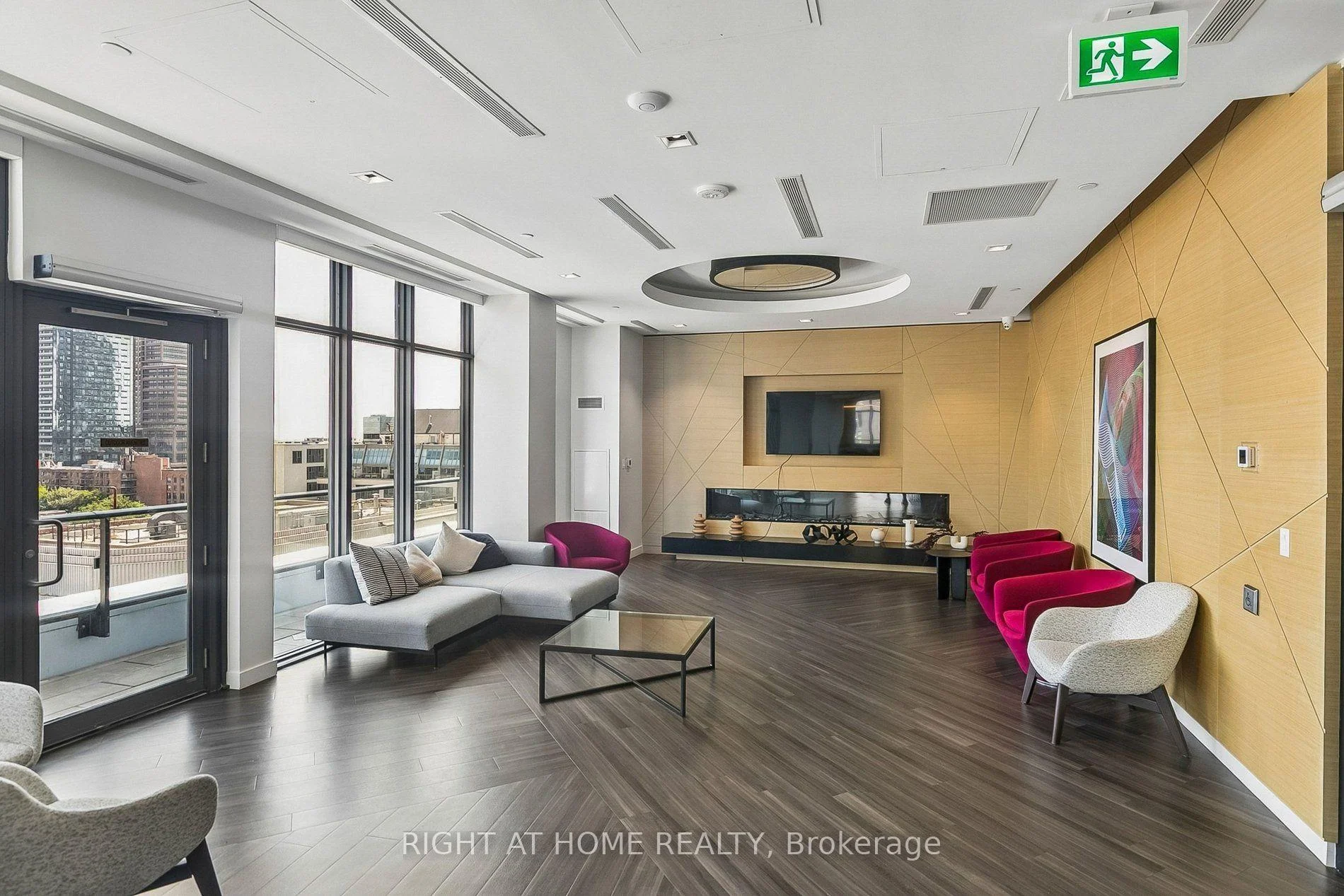 Photo 49 of Unit 447, 60 Princess Street, Toronto, Waterfront Communities — HOMEH