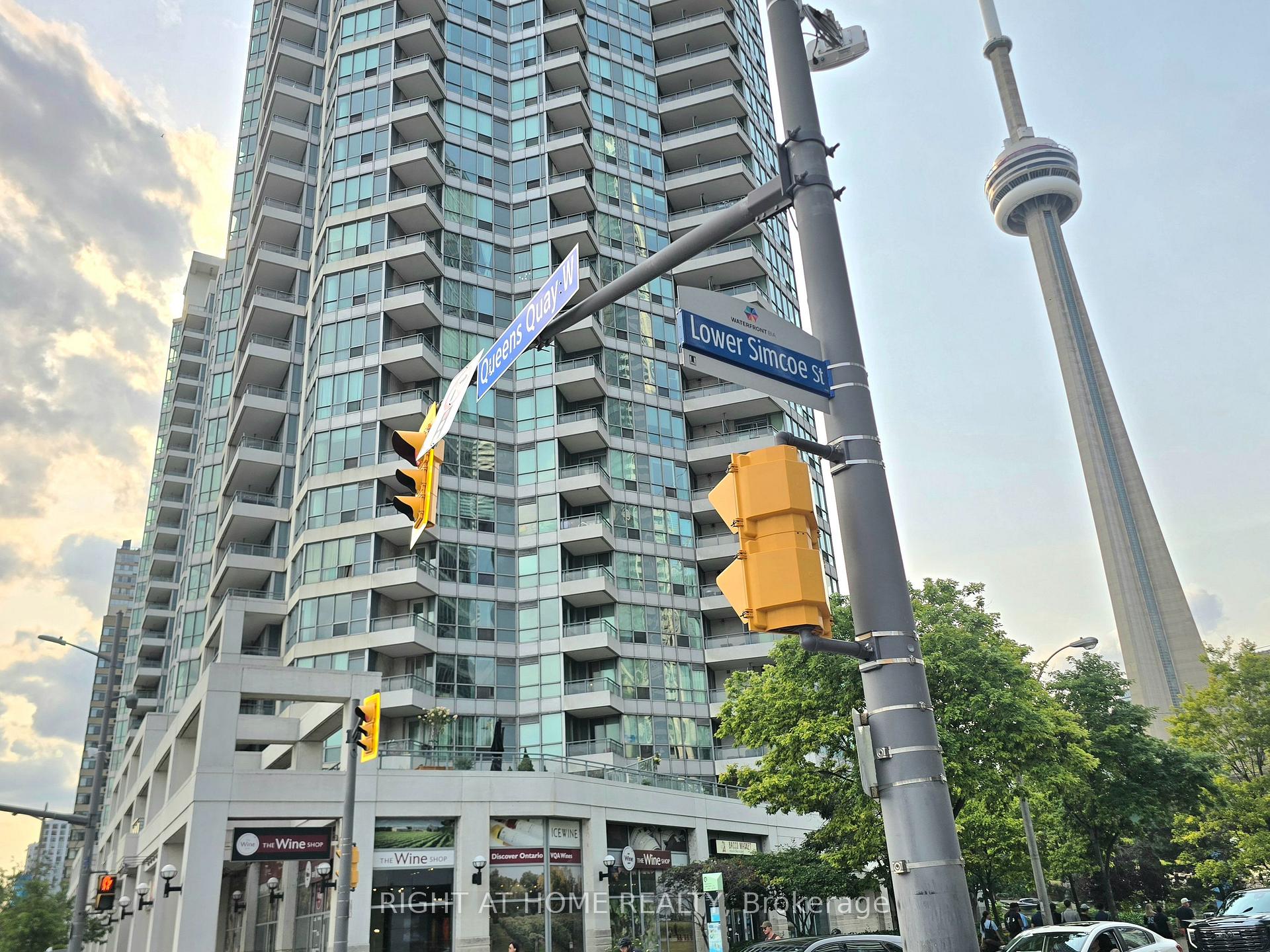 Photo 1 of Unit 506, 228 Queens Quay W, Toronto, Waterfront Communities — HOMEH