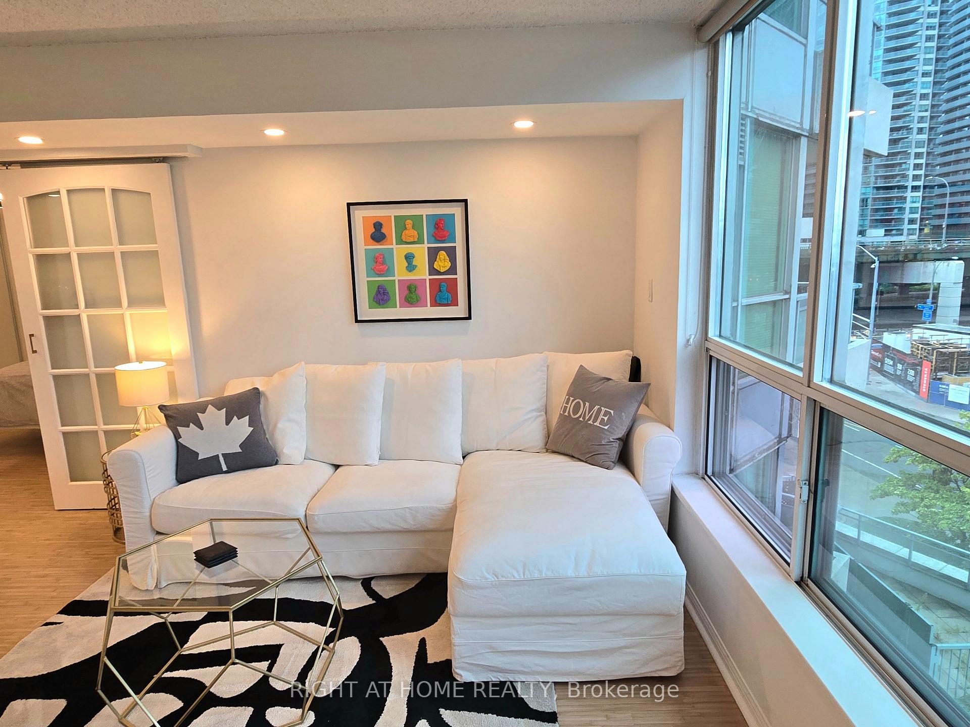 Photo 13 of Unit 506, 228 Queens Quay W, Toronto, Waterfront Communities — HOMEH