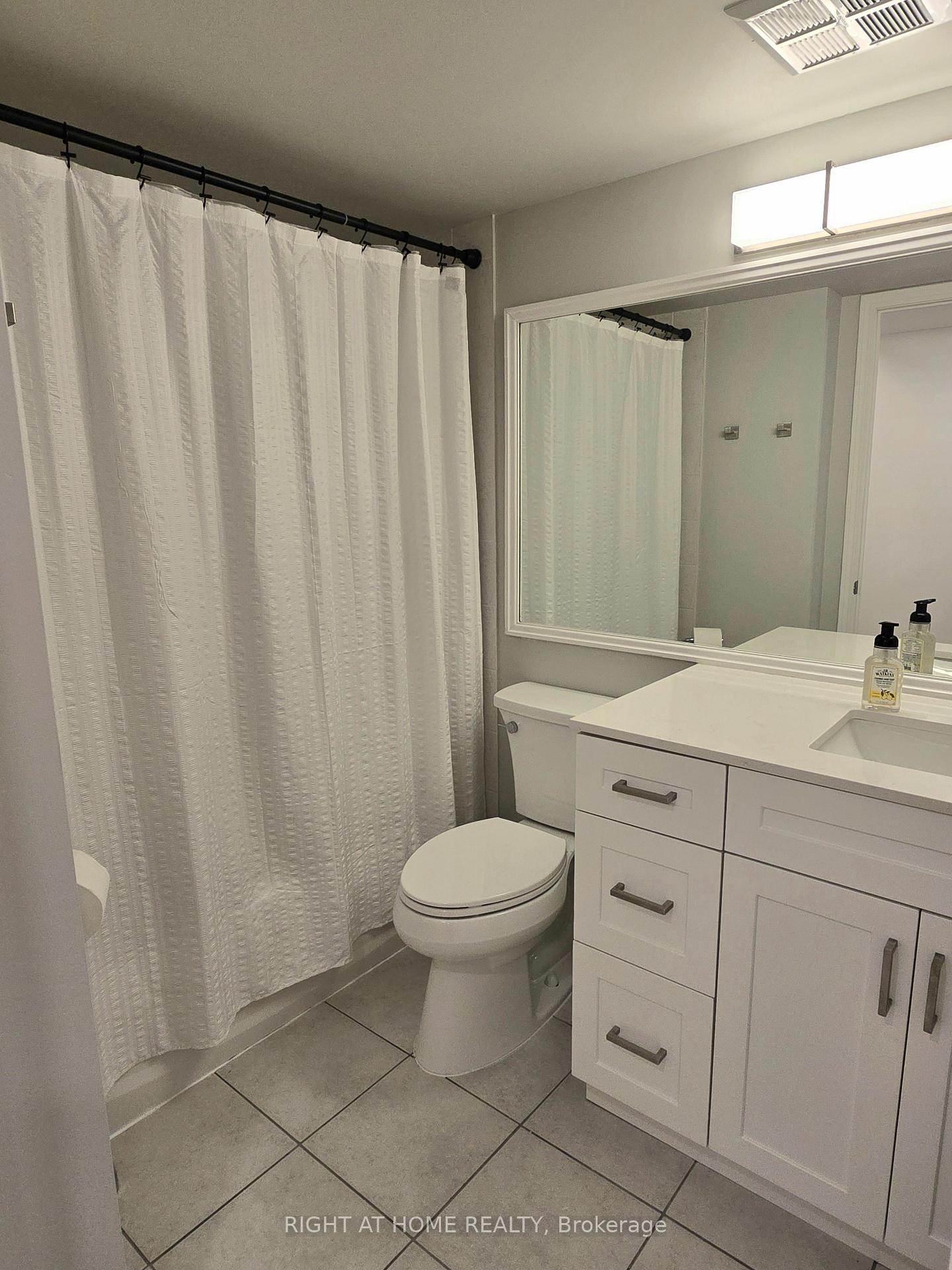 Photo 28 of Unit 506, 228 Queens Quay W, Toronto, Waterfront Communities — HOMEH