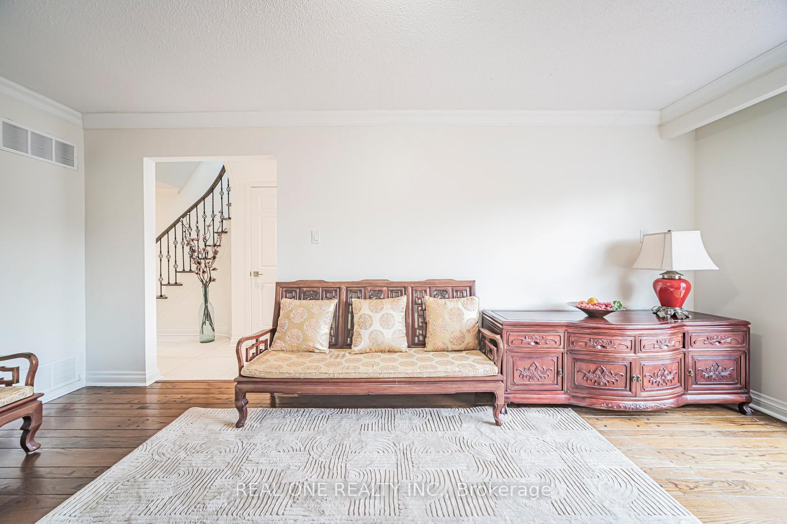 Photo 17 of 133 Risebrough Circuit, Markham, Milliken Mills West — HOMEH