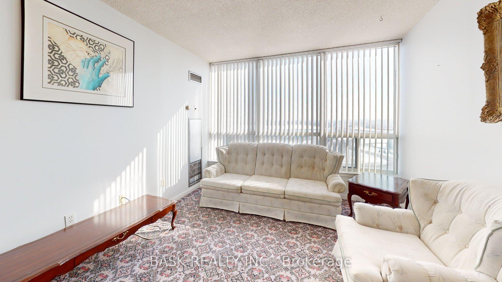 Photo 3 of Unit 907, 12 Laurelcrest Street, Brampton, Queen Street Corridor — HOMEH