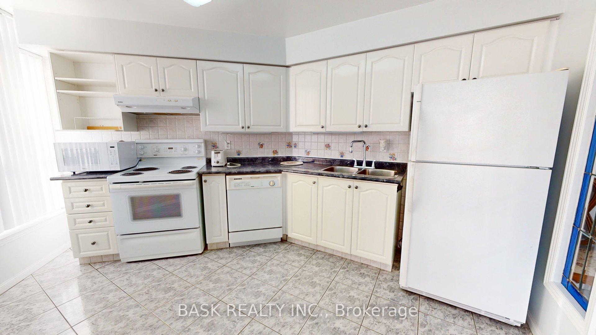 Photo 12 of Unit 907, 12 Laurelcrest Street, Brampton, Queen Street Corridor — HOMEH