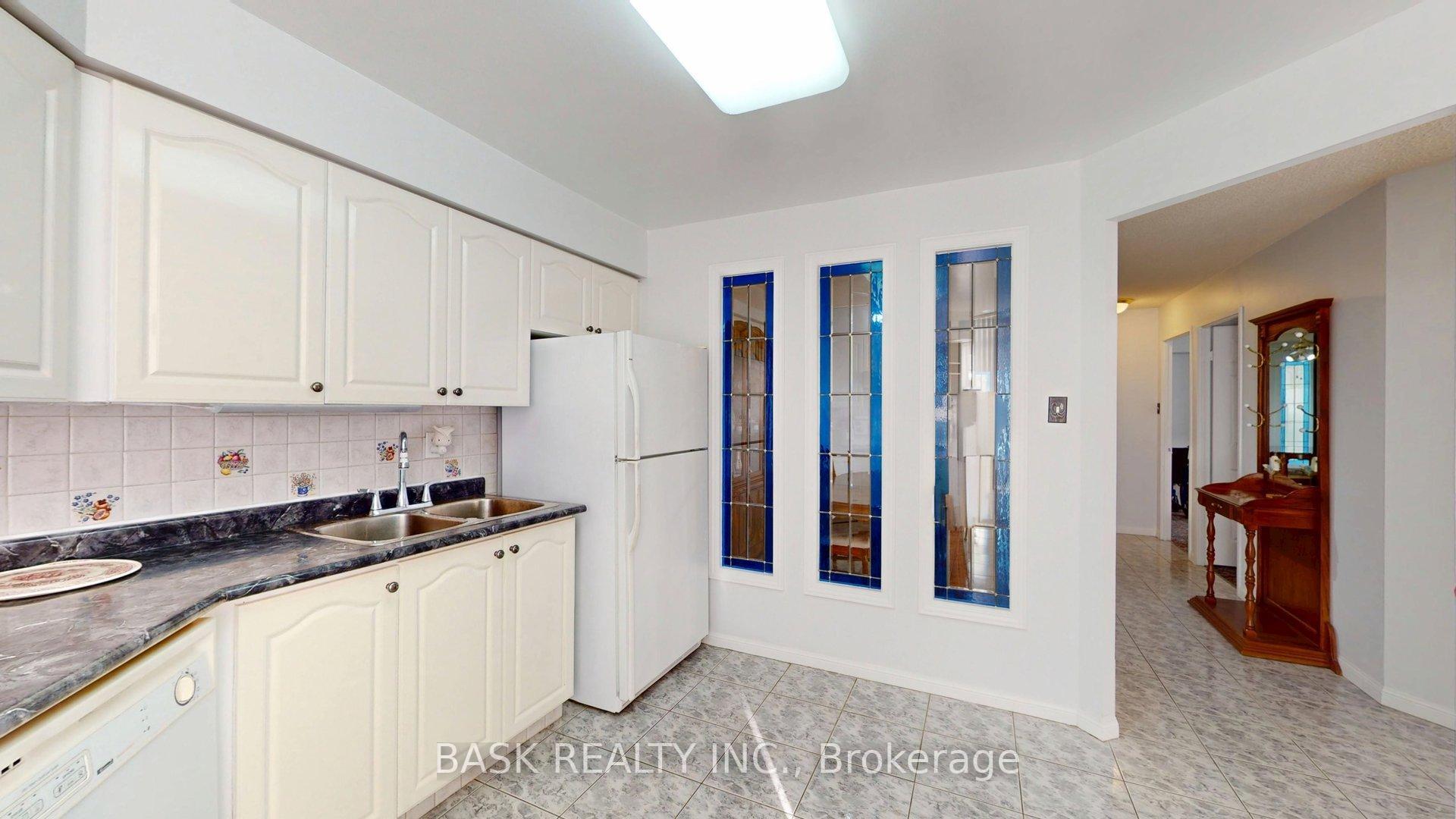 Photo 14 of Unit 907, 12 Laurelcrest Street, Brampton, Queen Street Corridor — HOMEH