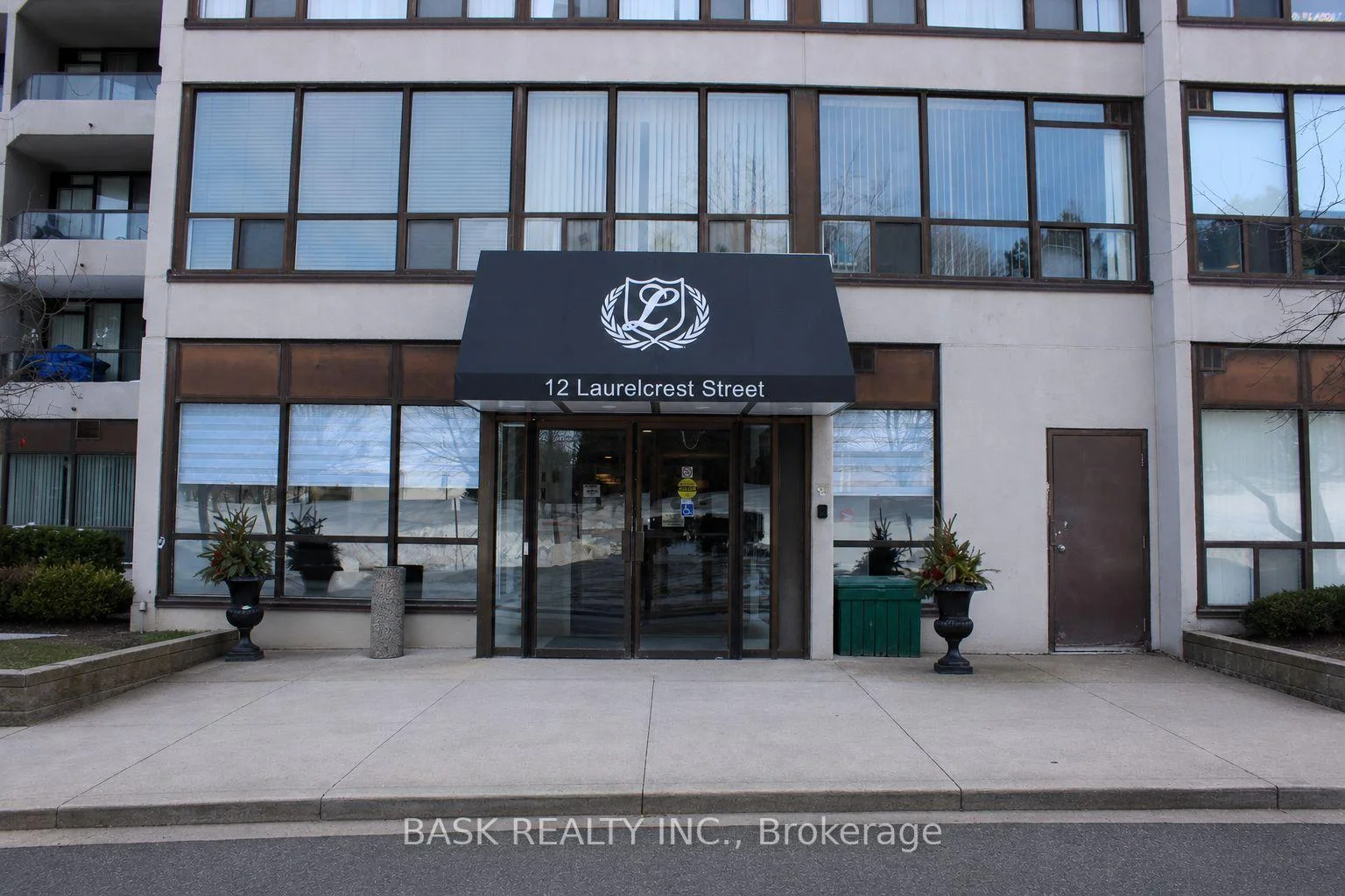Photo 4 of Unit 907, 12 Laurelcrest Street, Brampton, Queen Street Corridor — HOMEH