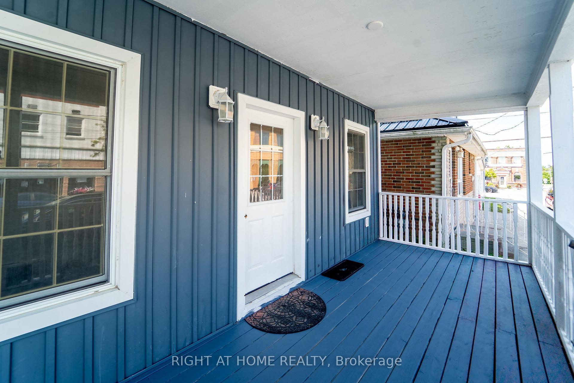 Photo 5 of 17 Laidlaw St Street S, Brock, Cannington — HOMEH