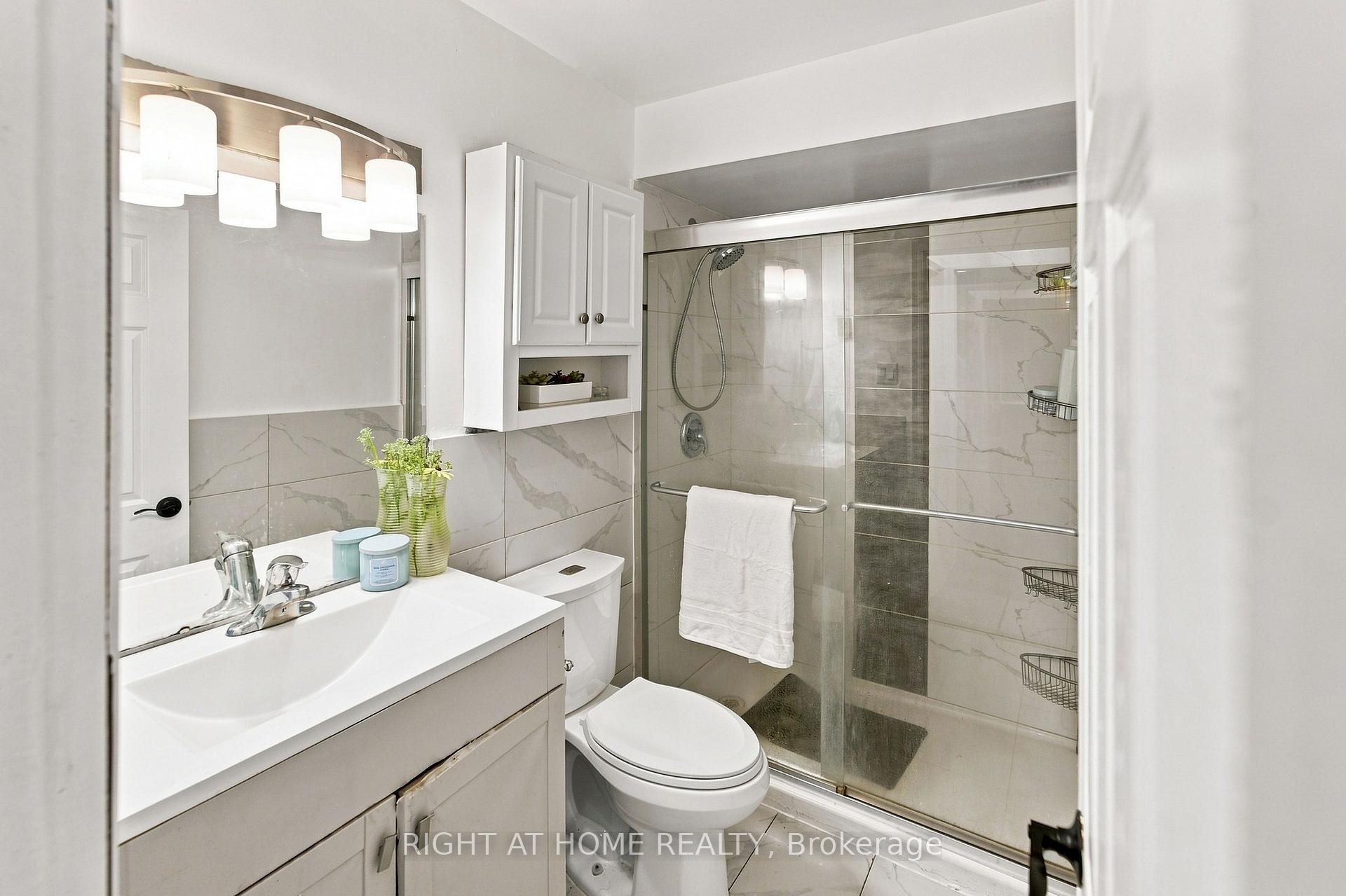 Photo 13 of 17 Laidlaw St Street S, Brock, Cannington — HOMEH
