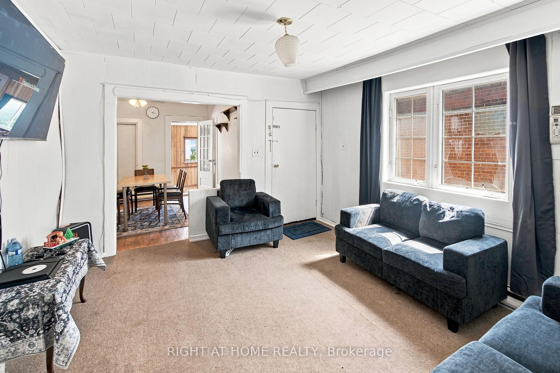 Photo 17 of 17 Laidlaw St Street S, Brock, Cannington — HOMEH