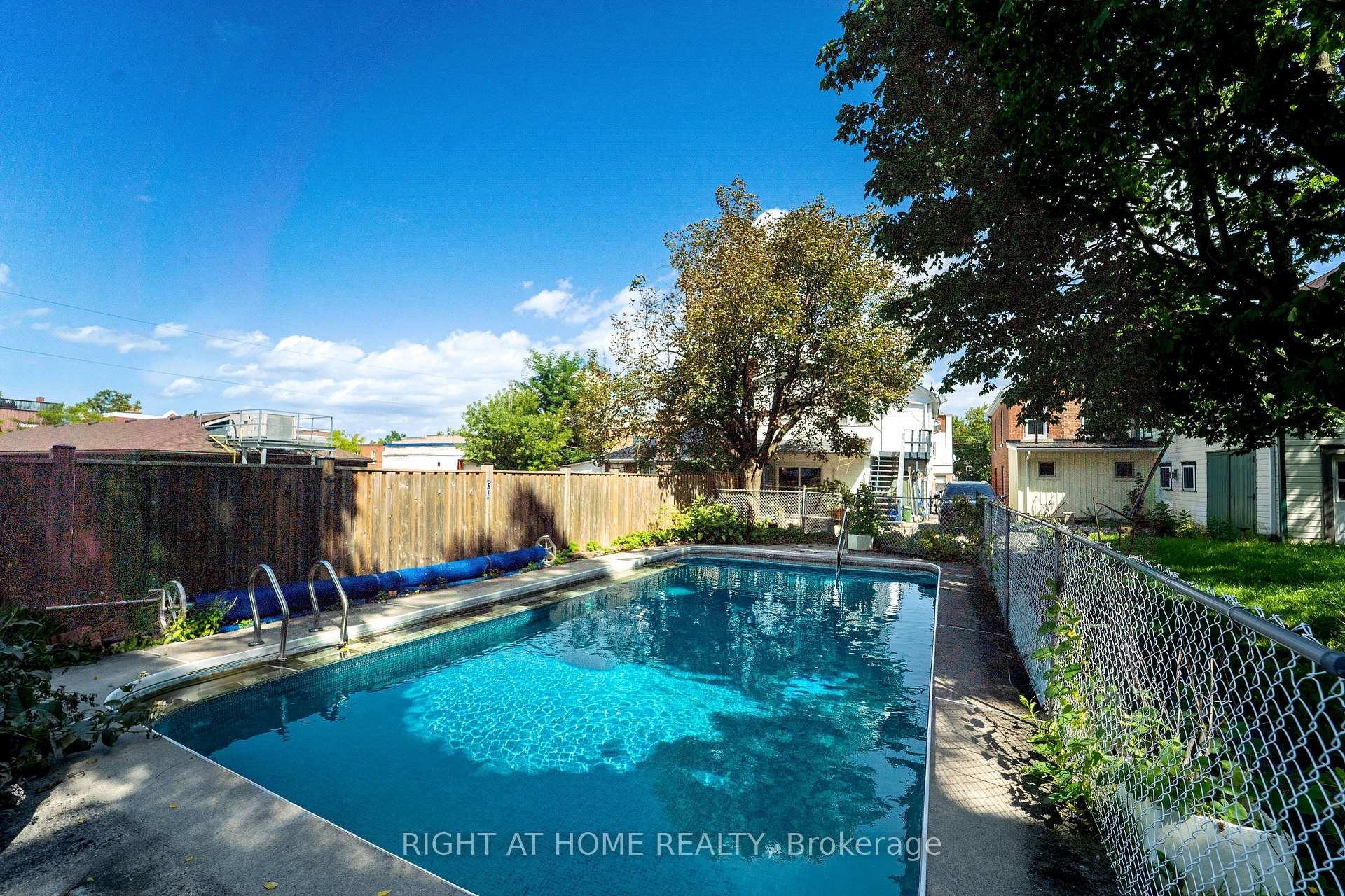 Photo 30 of 17 Laidlaw St Street S, Brock, Cannington — HOMEH