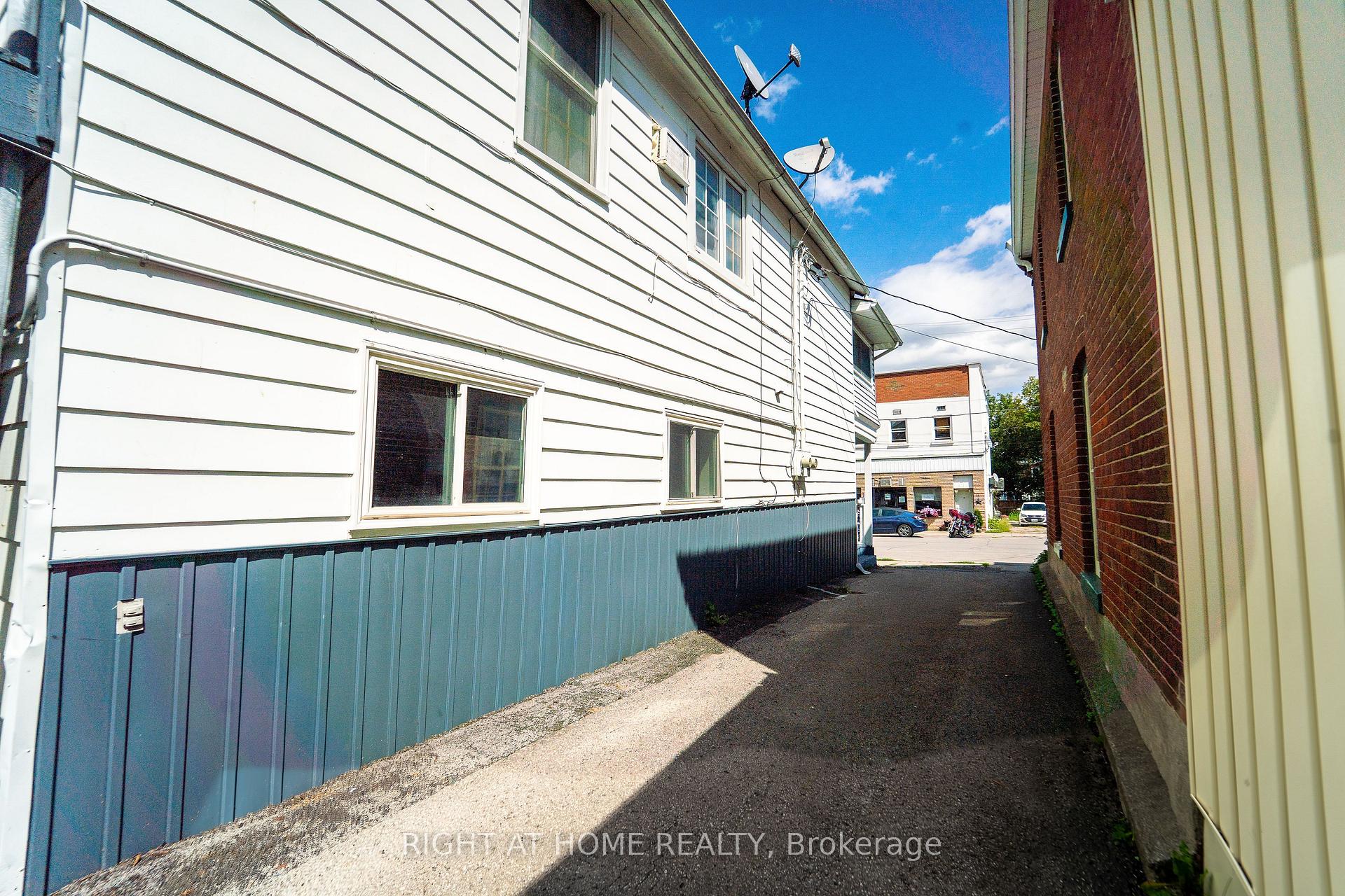 Photo 33 of 17 Laidlaw St Street S, Brock, Cannington — HOMEH