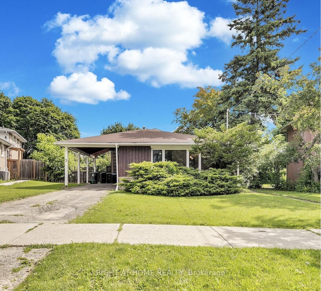 Front of 5 Clareville Crescent