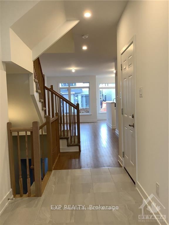 Photo 6 of 41 Moosonee Crescent, Ottawa, Riverside South/Gloucester Glen — HOMEH