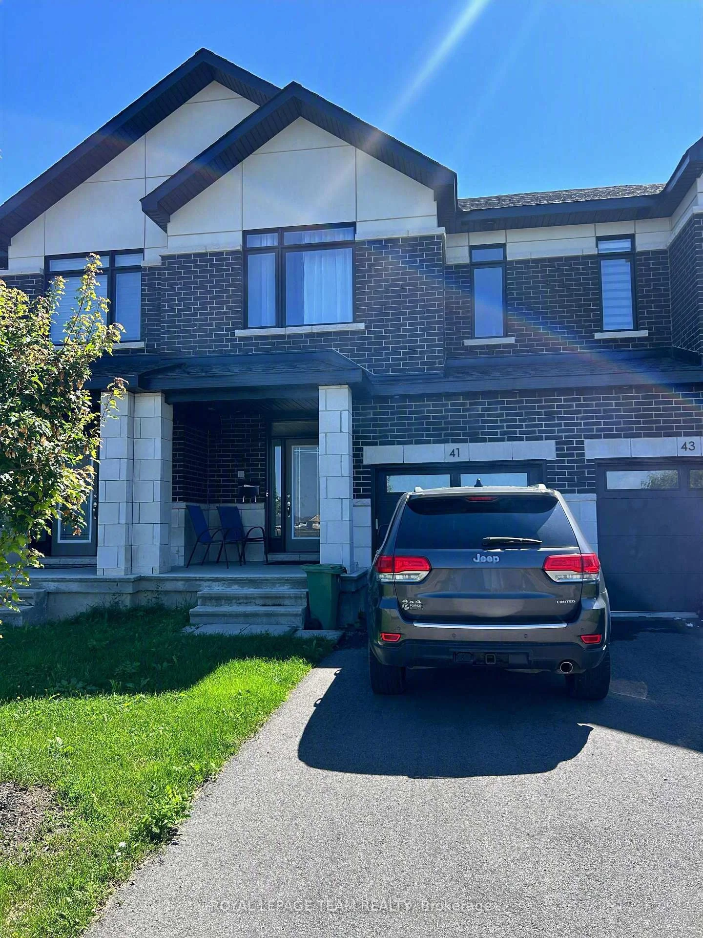 Photo 3 of 41 Moosonee Crescent, Ottawa, Riverside South/Gloucester Glen — HOMEH