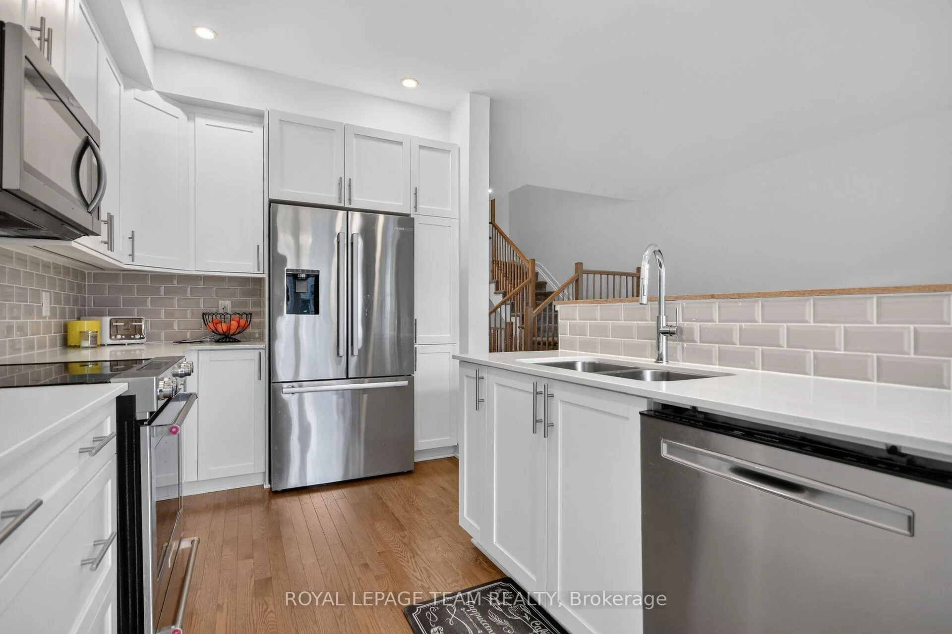 Photo 19 of 41 Moosonee Crescent, Ottawa, Riverside South/Gloucester Glen — HOMEH