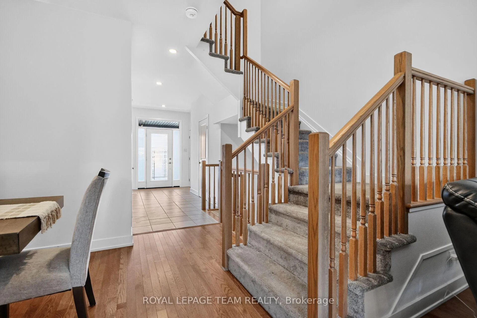 Photo 34 of 41 Moosonee Crescent, Ottawa, Riverside South/Gloucester Glen — HOMEH