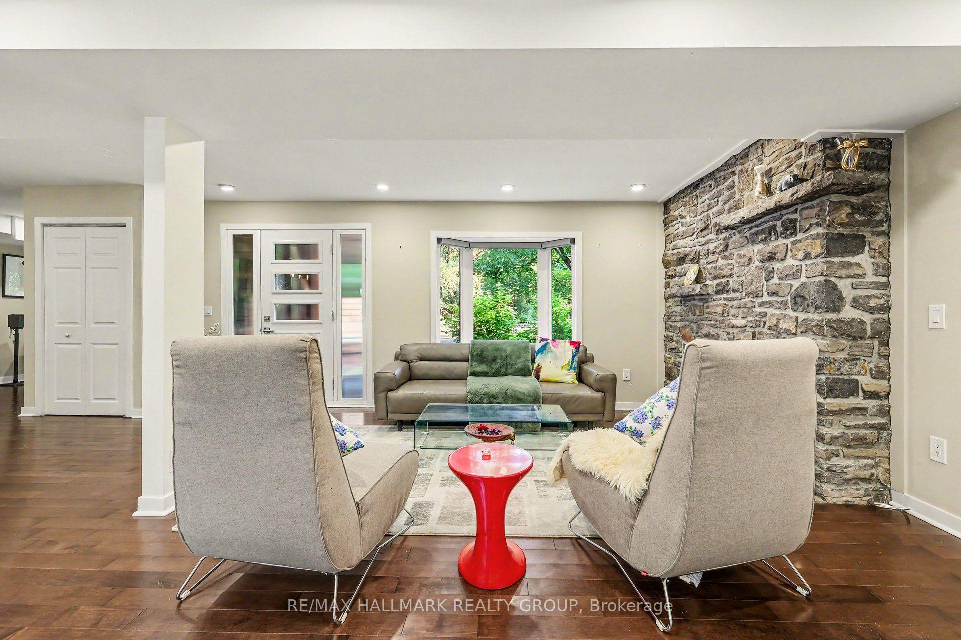 Photo 5 of 20 Fairhaven Way, Ottawa, CFB Rockcliffe and Area — HOMEH