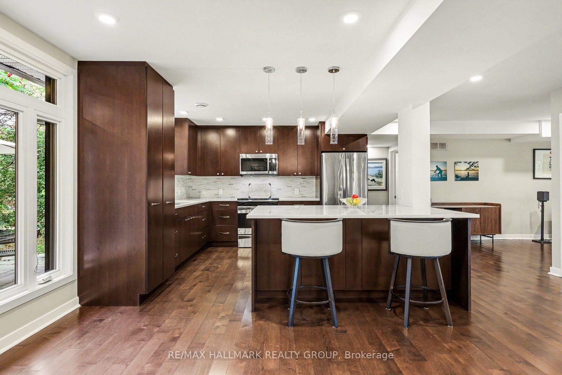 Photo 8 of 20 Fairhaven Way, Ottawa, CFB Rockcliffe and Area — HOMEH