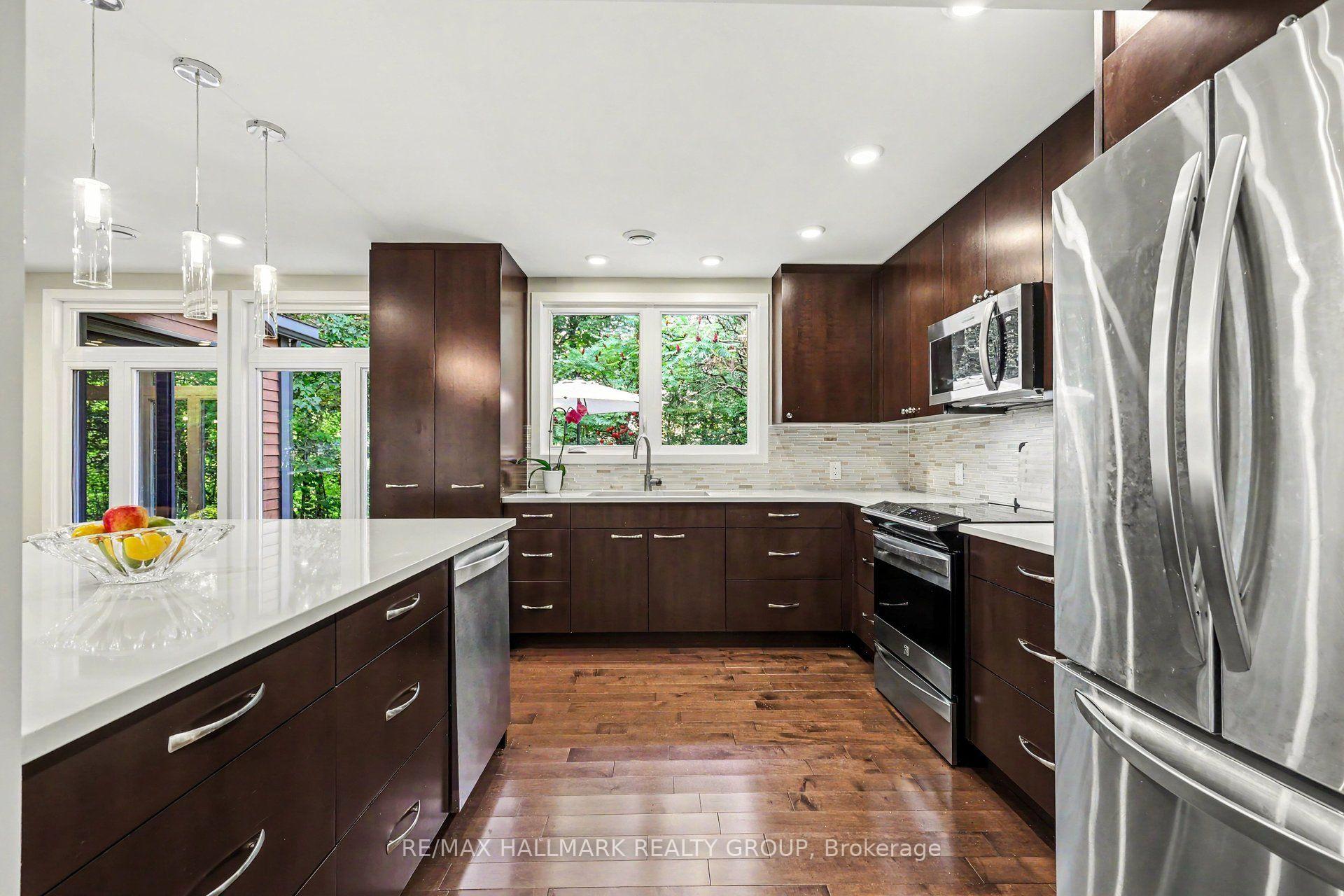 Photo 11 of 20 Fairhaven Way, Ottawa, CFB Rockcliffe and Area — HOMEH