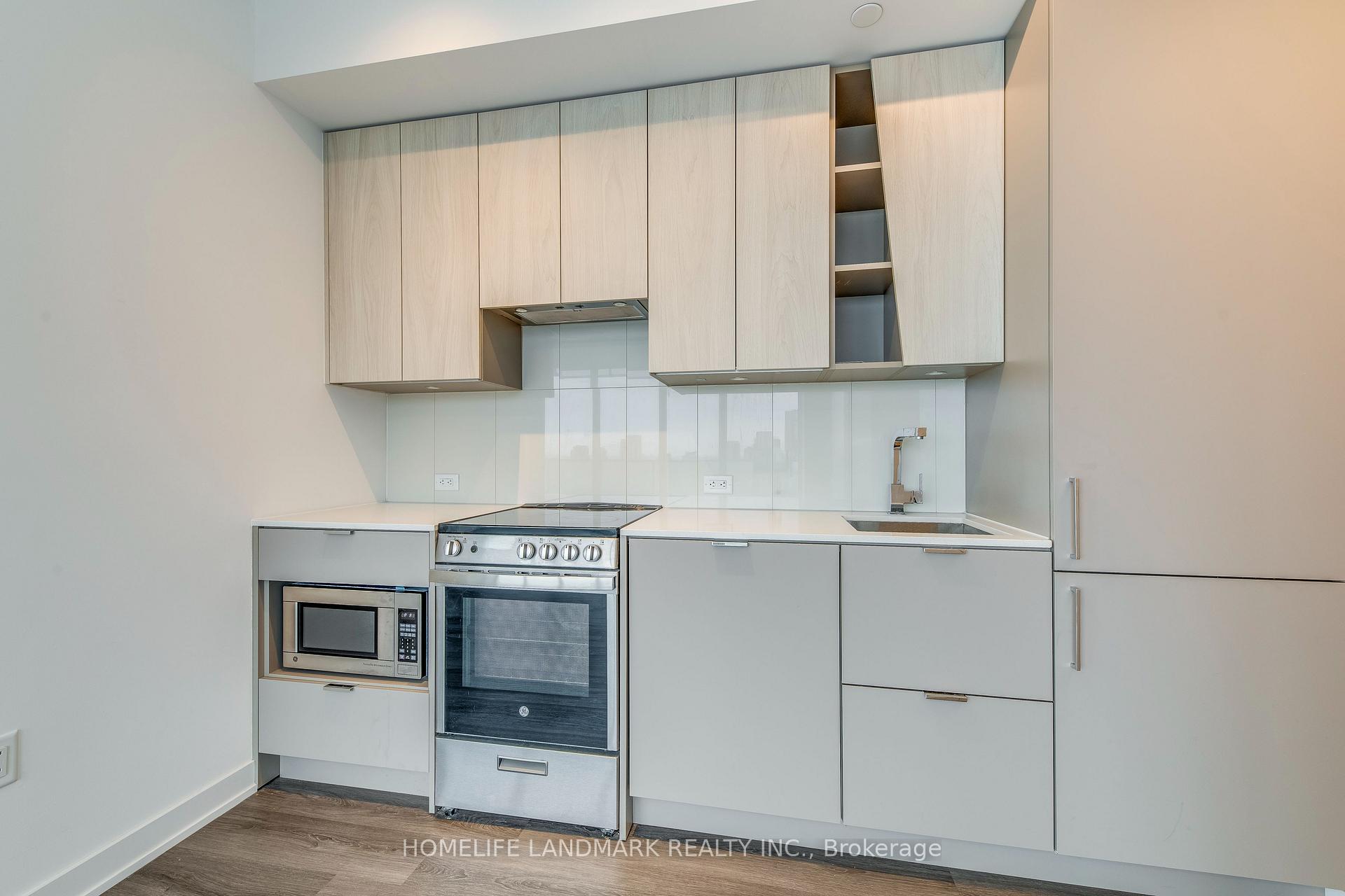 Photo 9 of Unit 2304, 3883 Quartz Road, Mississauga, City Centre — HOMEH