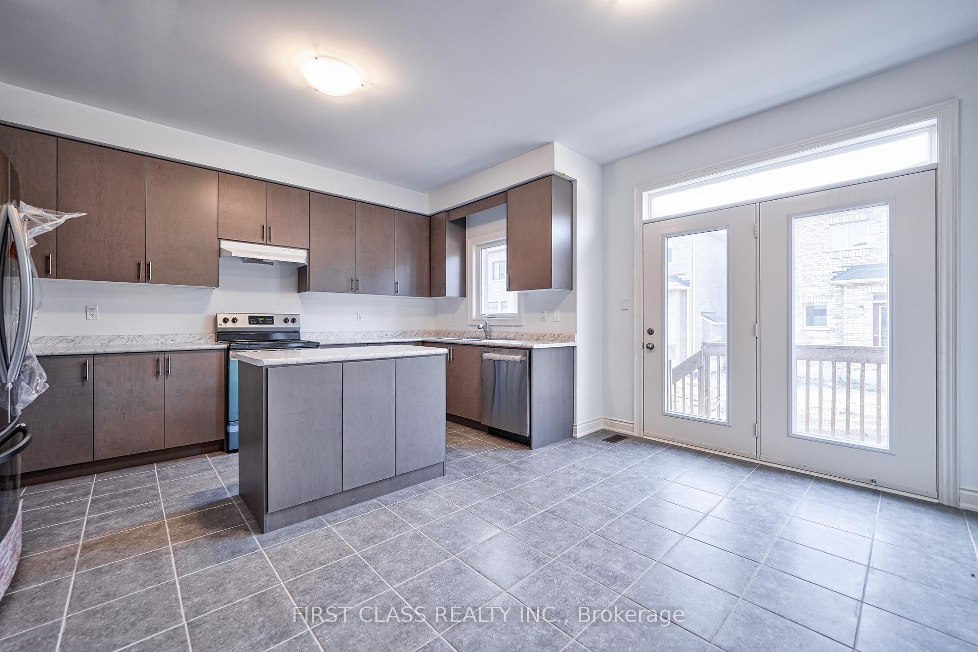 Photo 13 of 325 Boundary Boulevard, Markham, Rural Markham — HOMEH
