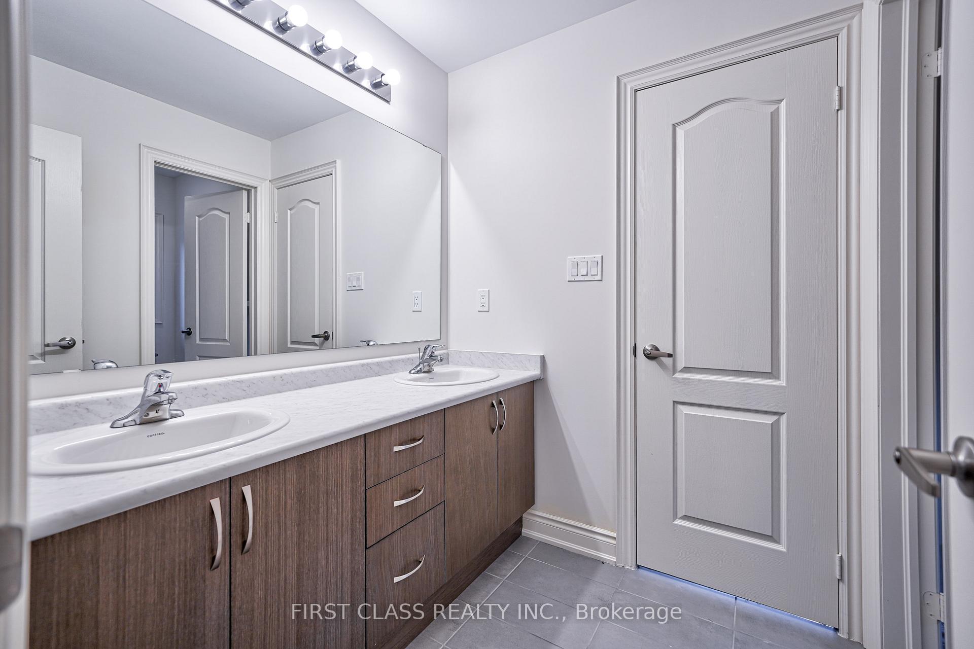 Photo 24 of 325 Boundary Boulevard, Markham, Rural Markham — HOMEH