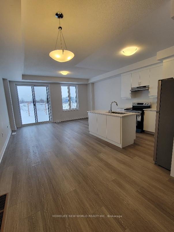 Photo 3 of 188 Mumbai Drive, Markham, Middlefield — HOMEH