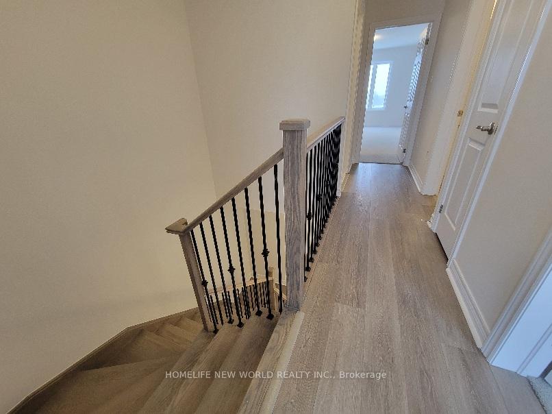 Photo 7 of 188 Mumbai Drive, Markham, Middlefield — HOMEH