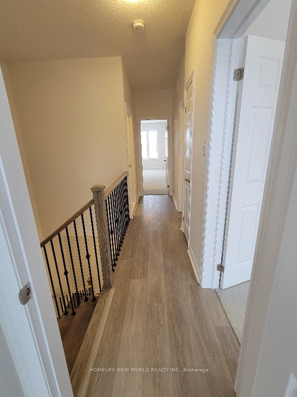 Photo 8 of 188 Mumbai Drive, Markham, Middlefield — HOMEH