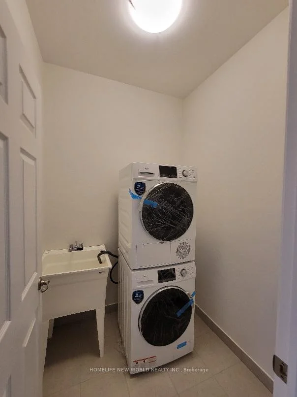 Photo 19 of 188 Mumbai Drive, Markham, Middlefield — HOMEH